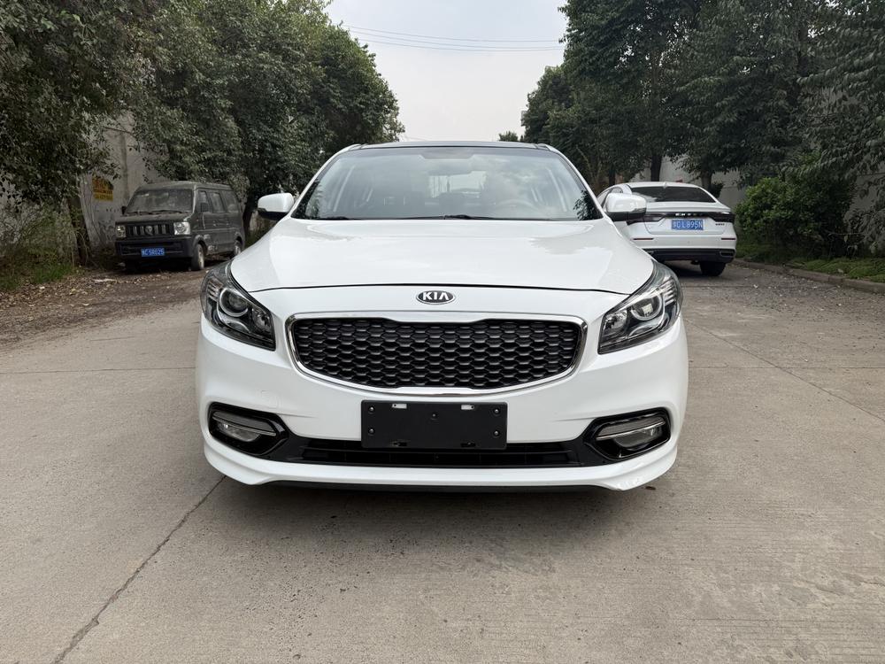 Kia Kia K4