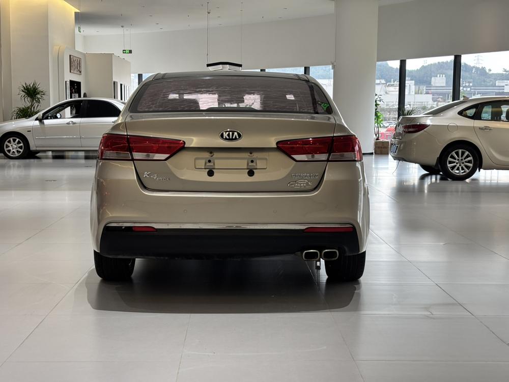 Kia Kia K4
