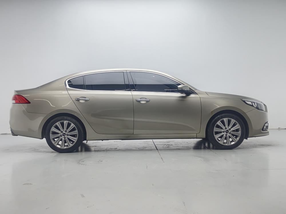 Kia Kia K4