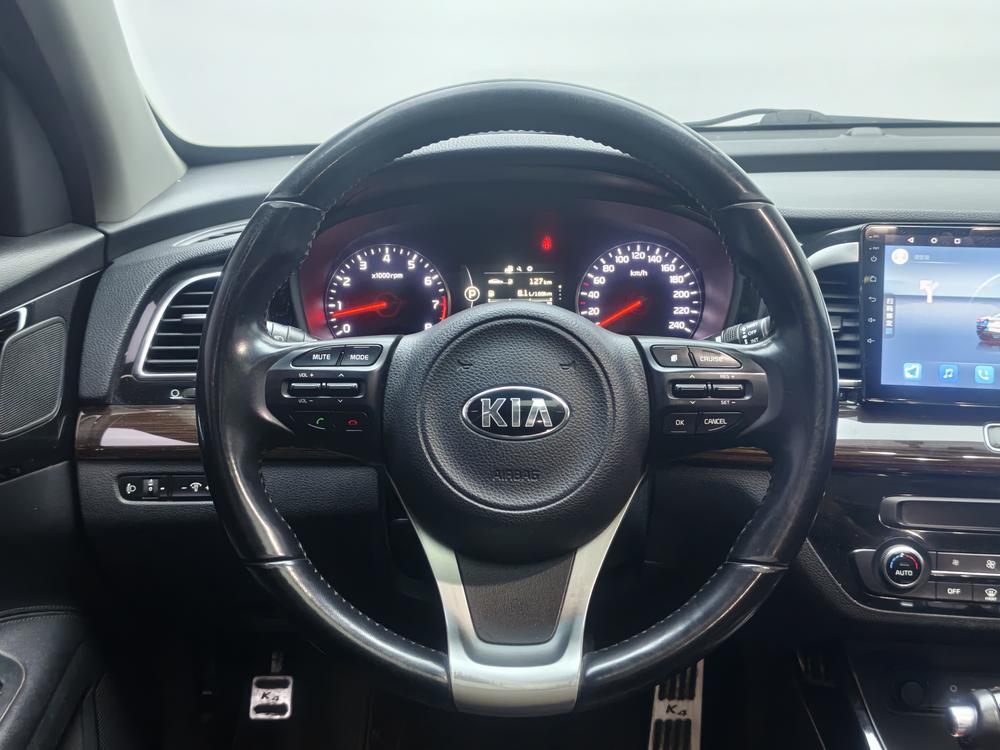 Kia Kia K4