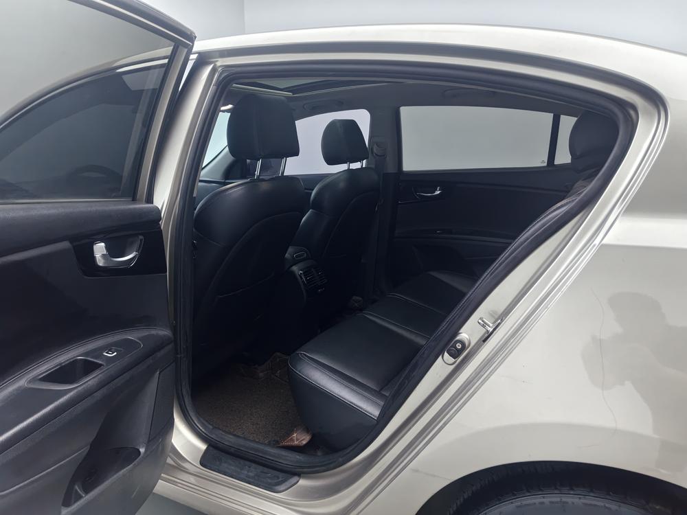 Kia Kia K4