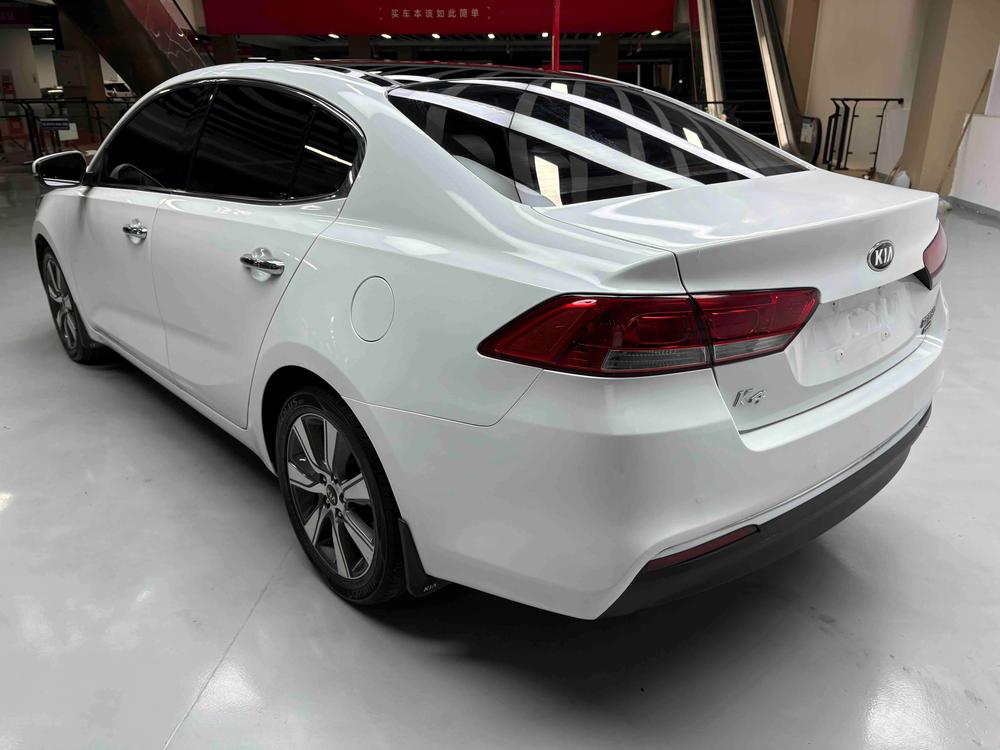 Kia Kia K4