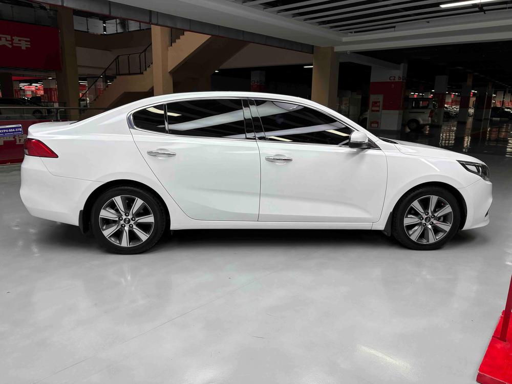 Kia Kia K4