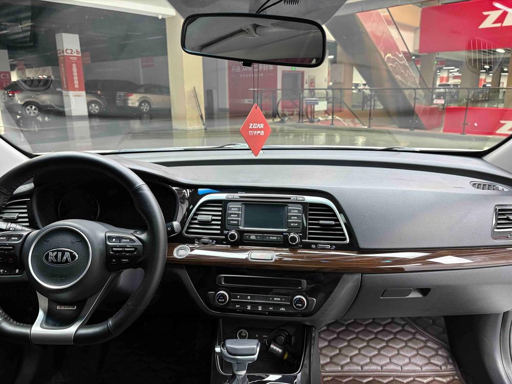 Kia Kia K4
