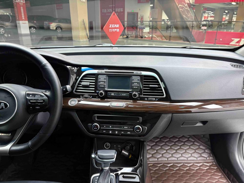 Kia Kia K4