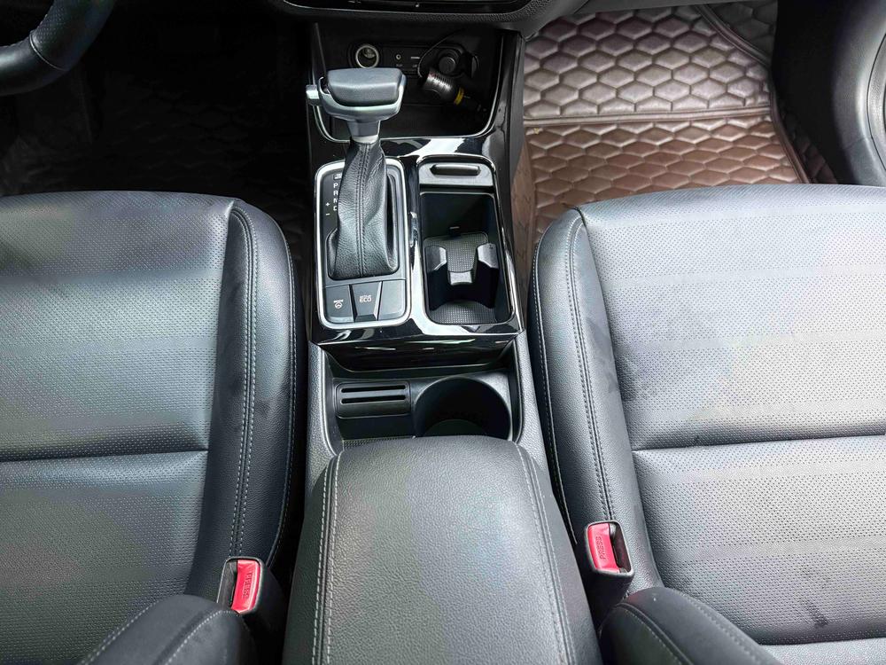 Kia Kia K4