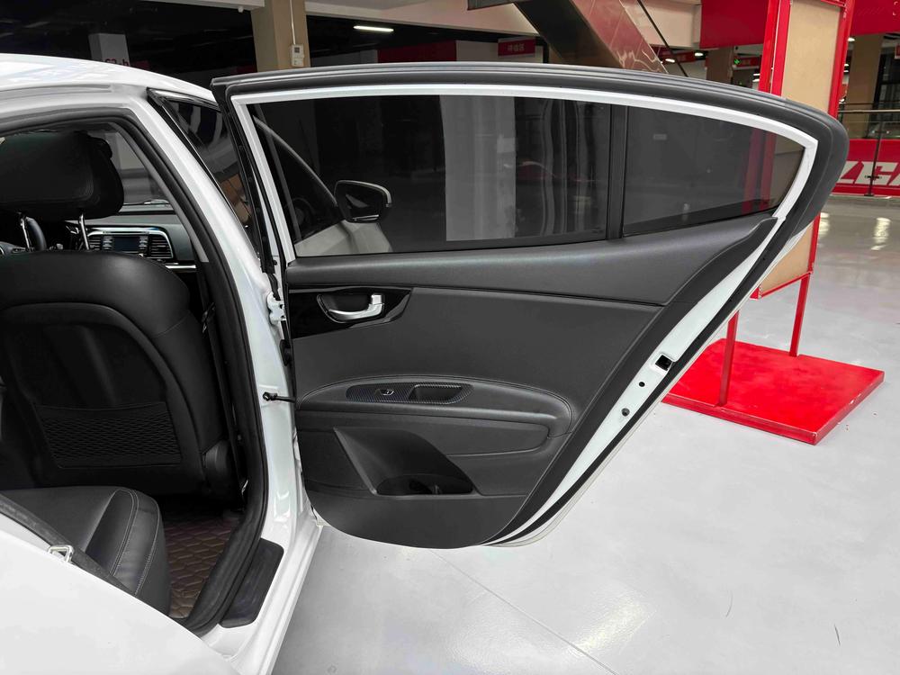 Kia Kia K4