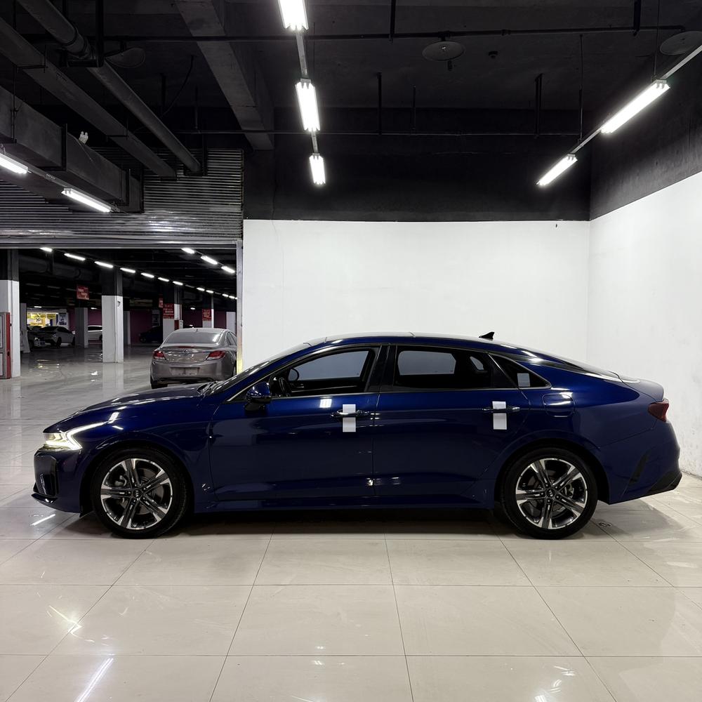 Kia Kia K5