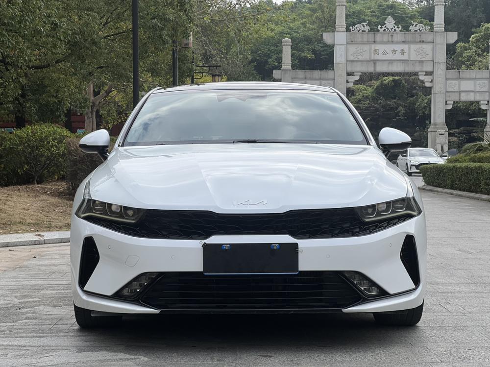 Kia Kia K5