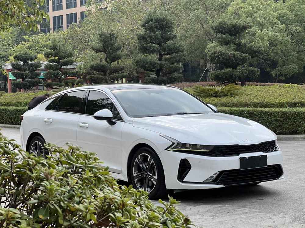 Kia Kia K5