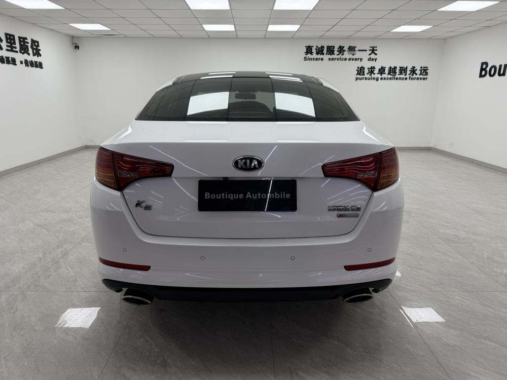 Kia Kia K5