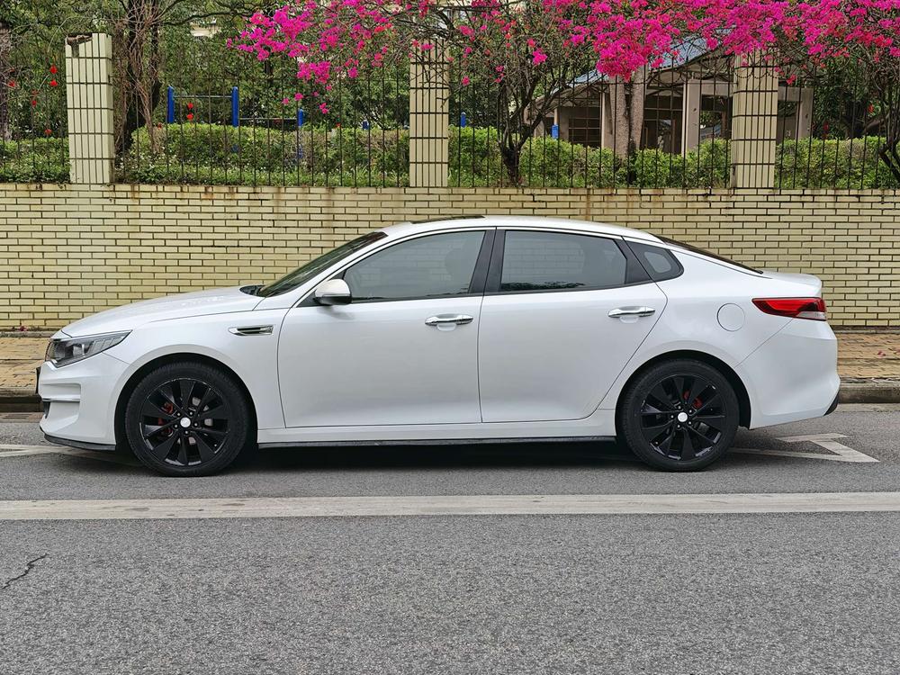 Kia Kia K5