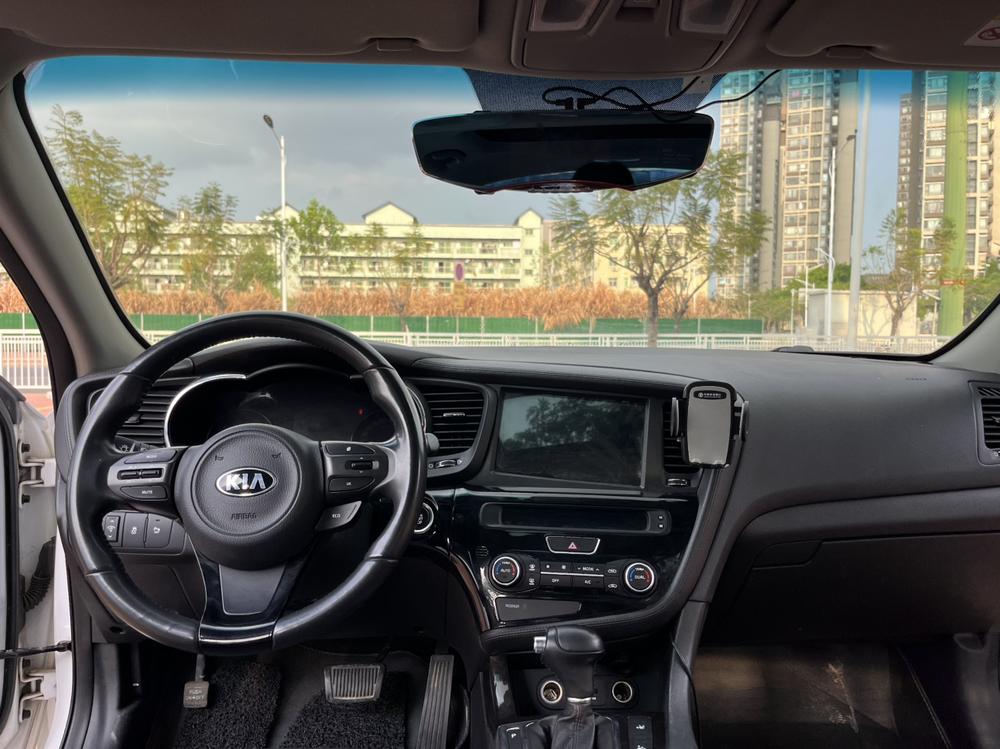 Kia Kia K5