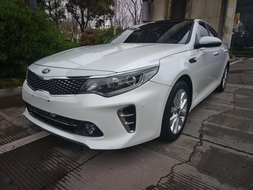 Kia Kia K5