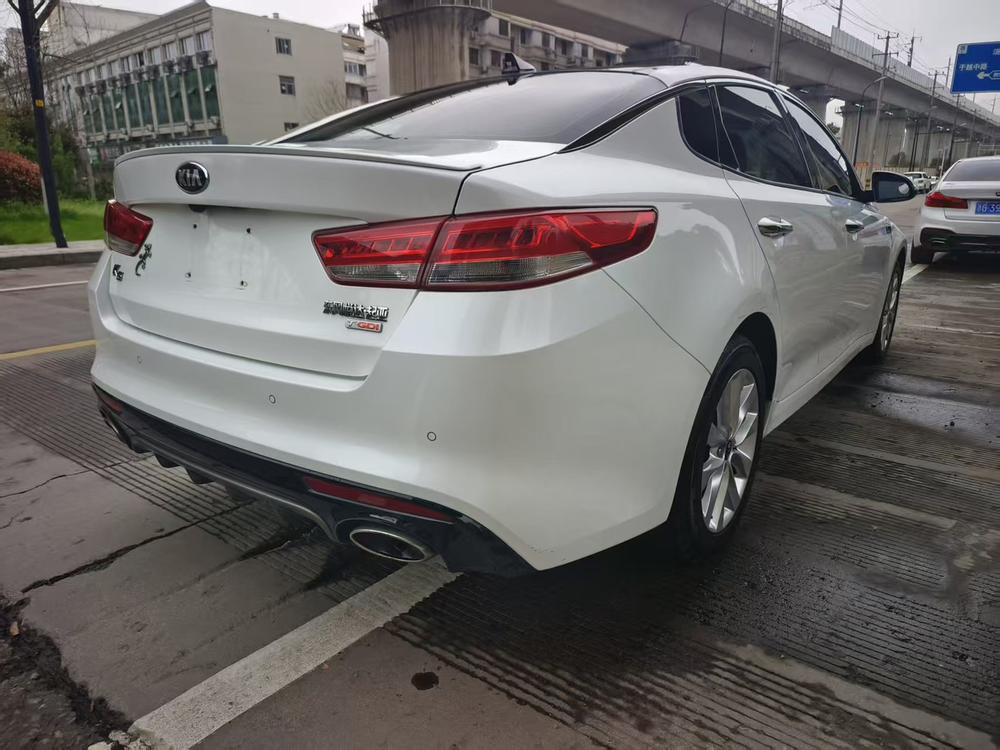Kia Kia K5