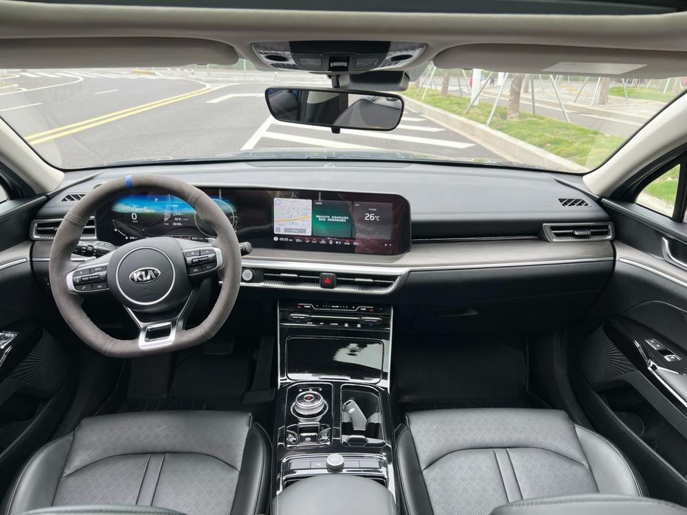 Kia Kia K5