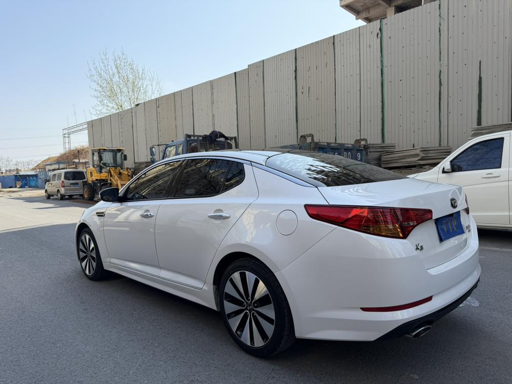 Kia Kia K5