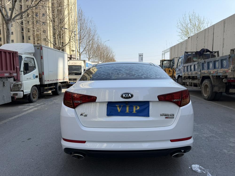 Kia Kia K5
