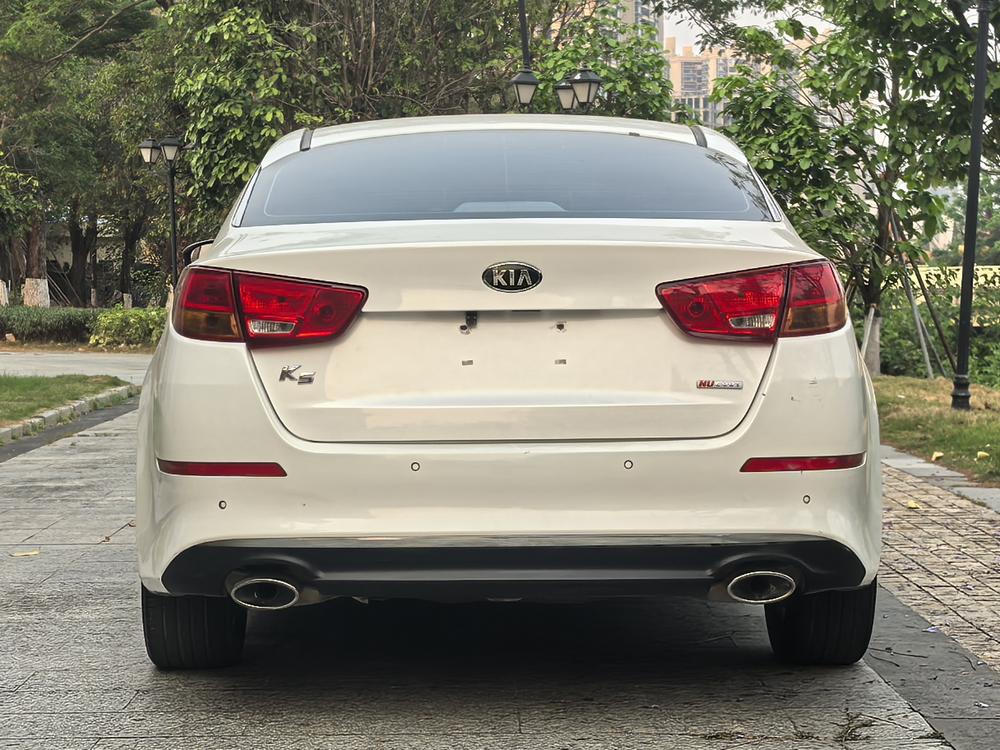 Kia Kia K5