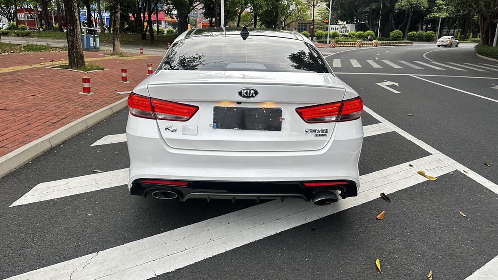 Kia Kia K5