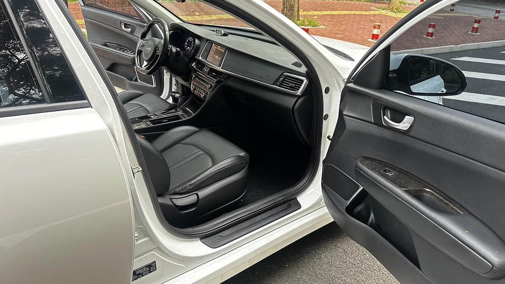 Kia Kia K5