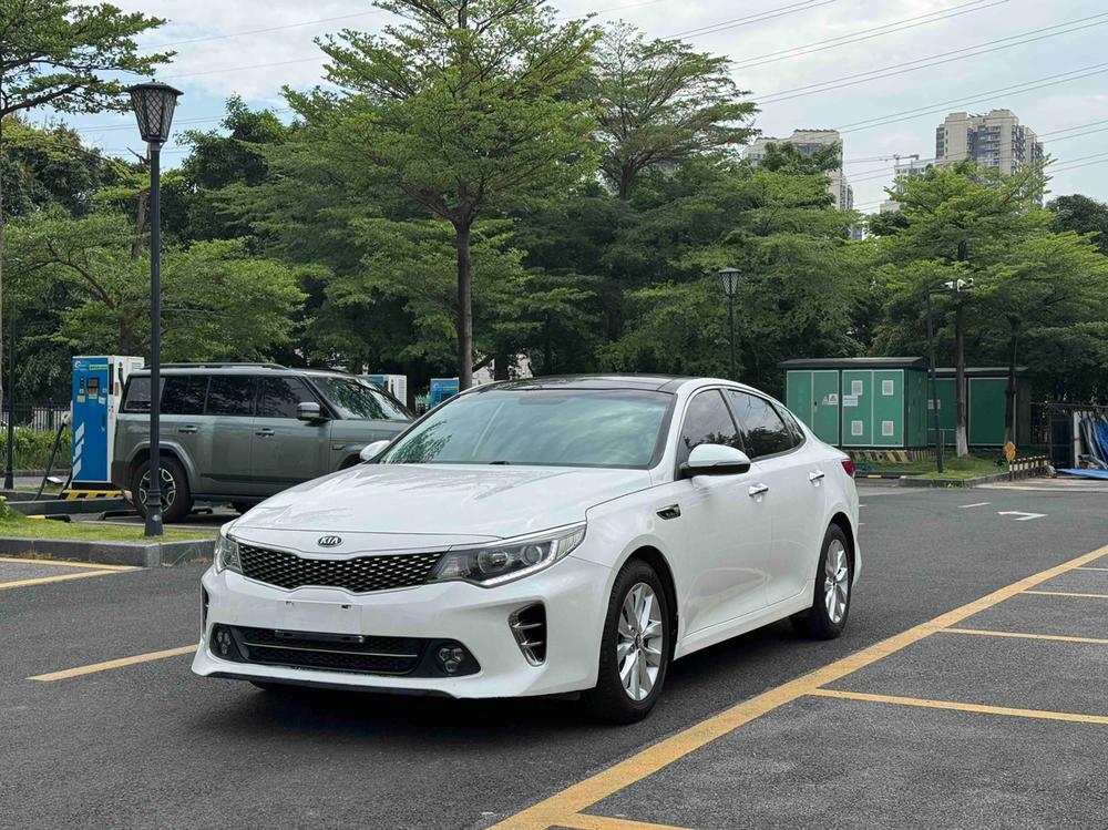 Kia Kia K5