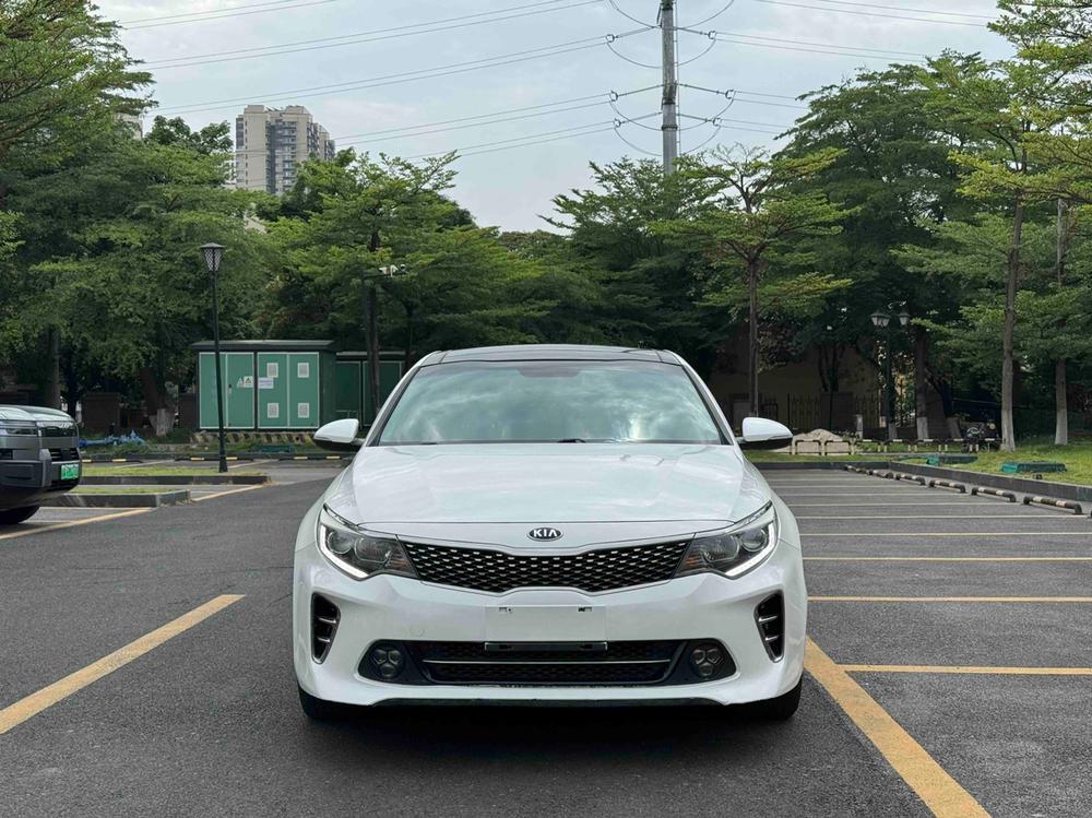 Kia Kia K5