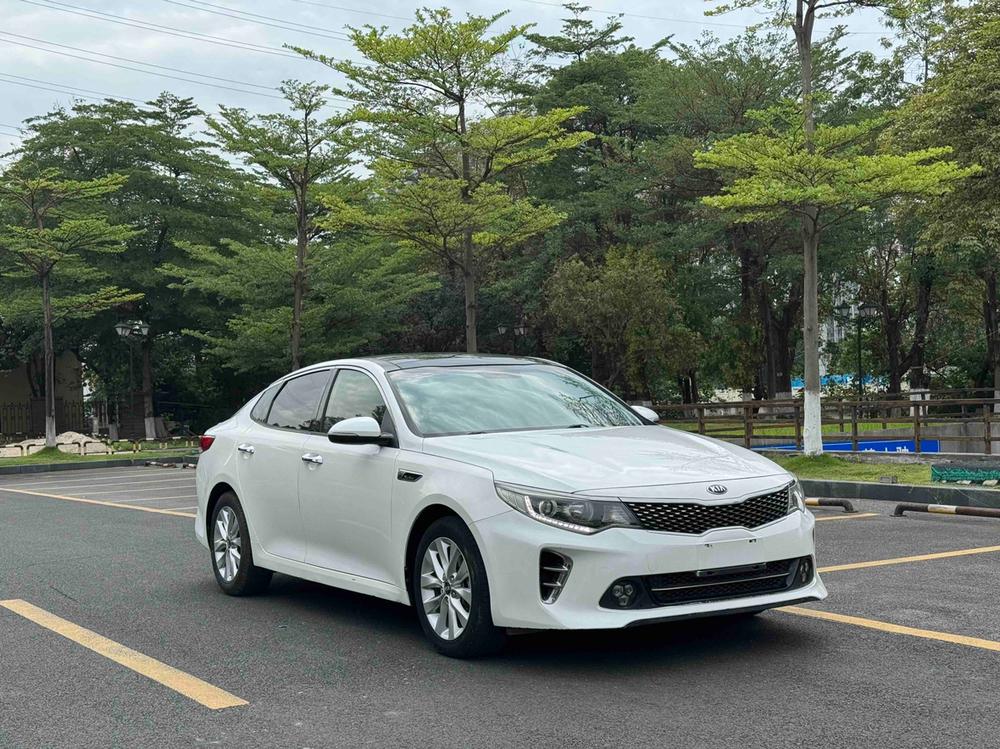 Kia Kia K5