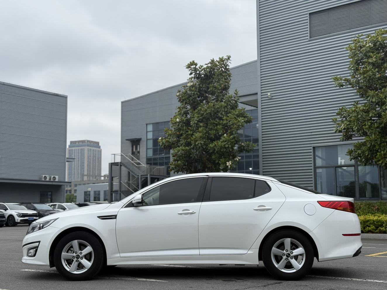 Kia Kia K5