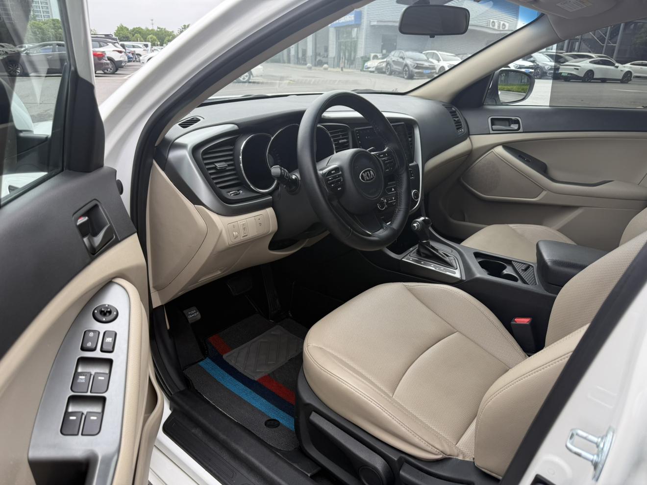 Kia Kia K5