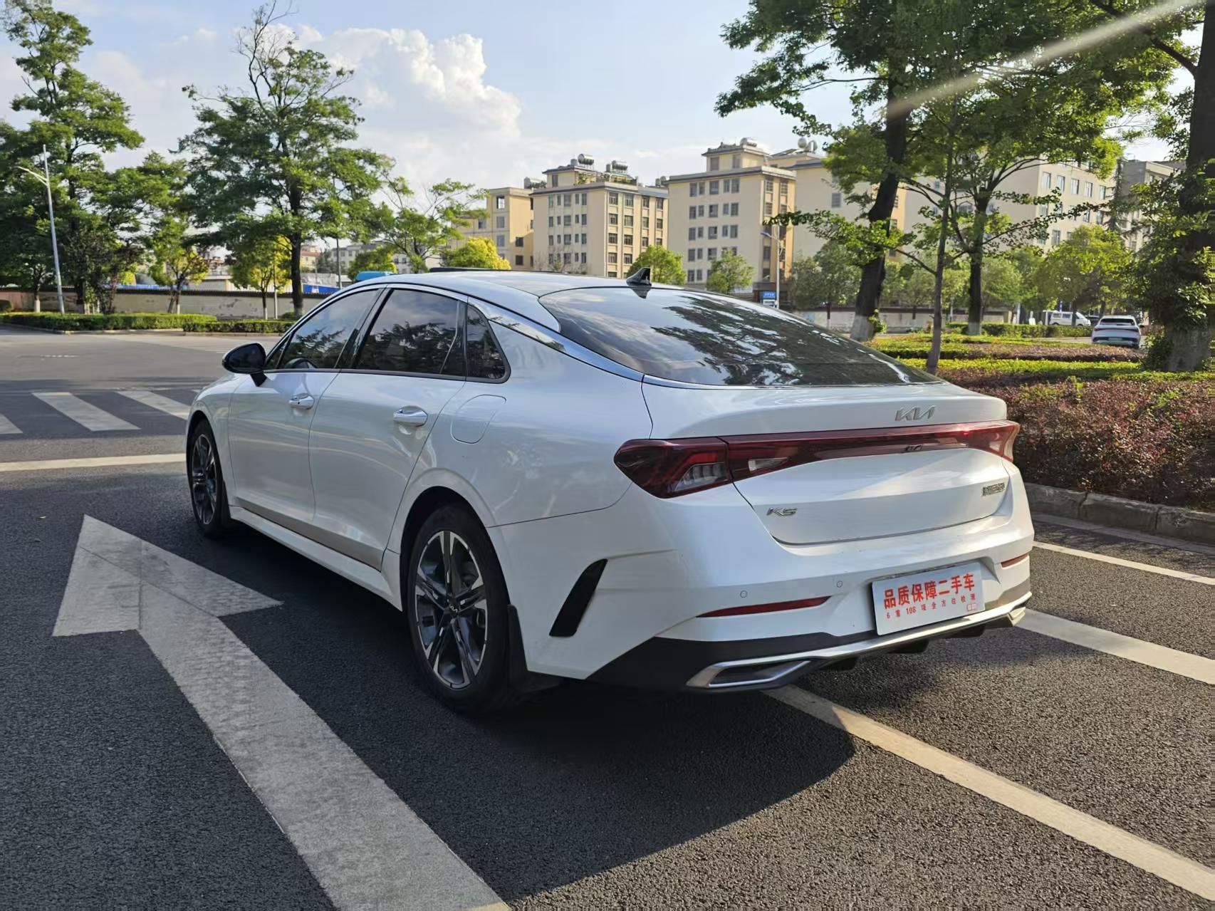 Kia Kia K5