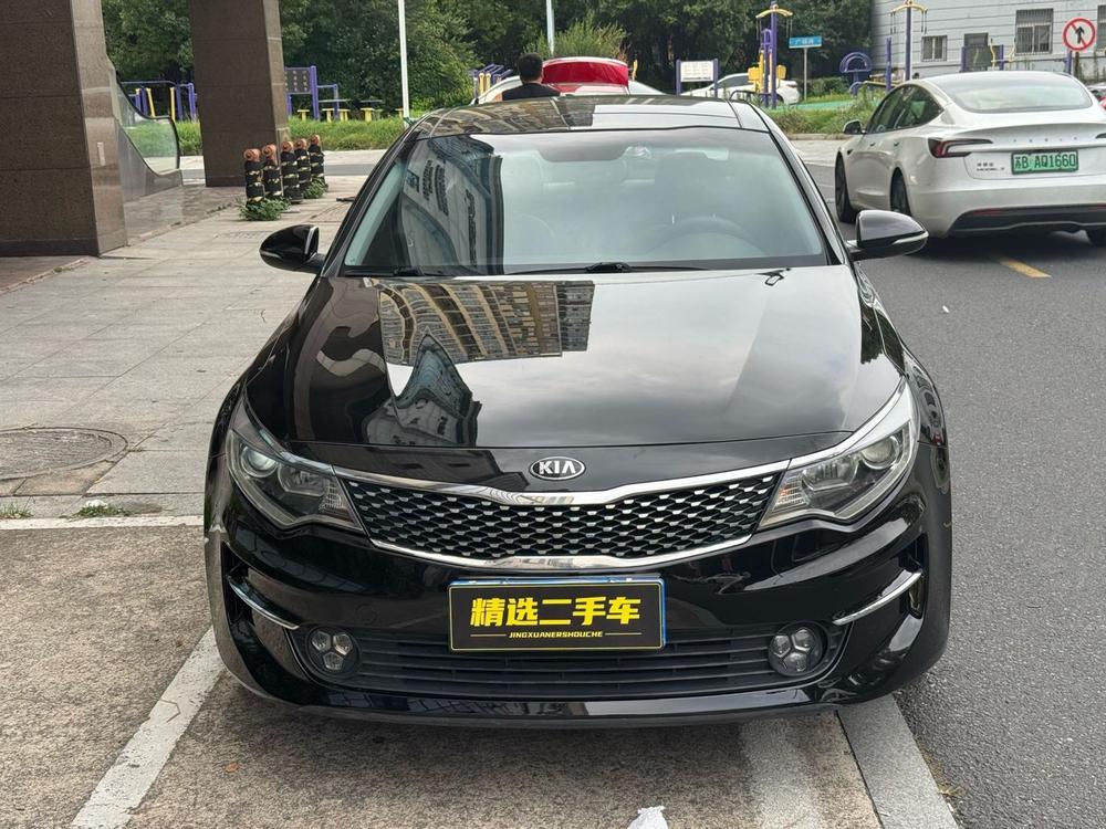 Kia Kia K5