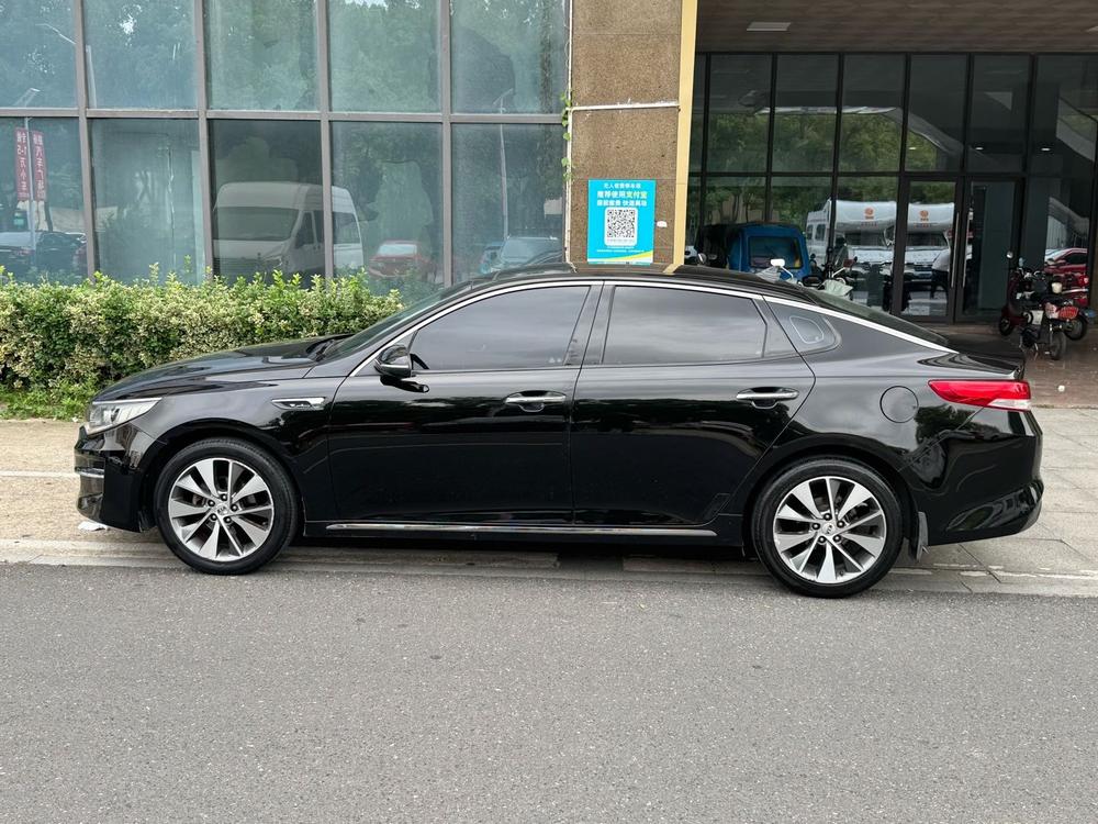 Kia Kia K5