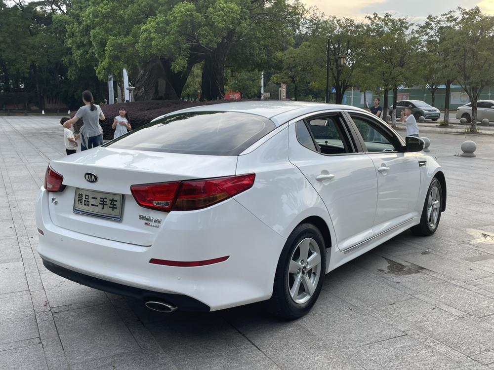 Kia Kia K5