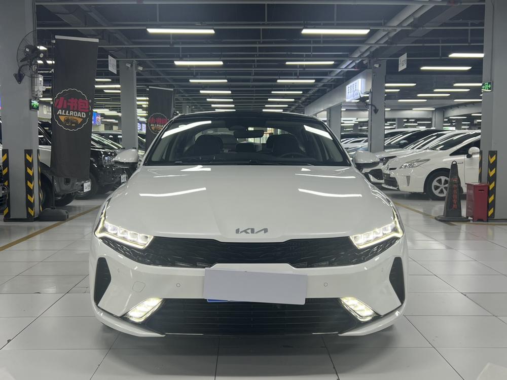 Kia Kia K5