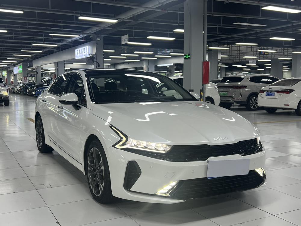 Kia Kia K5