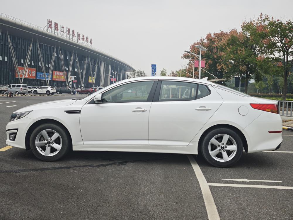 Kia Kia K5