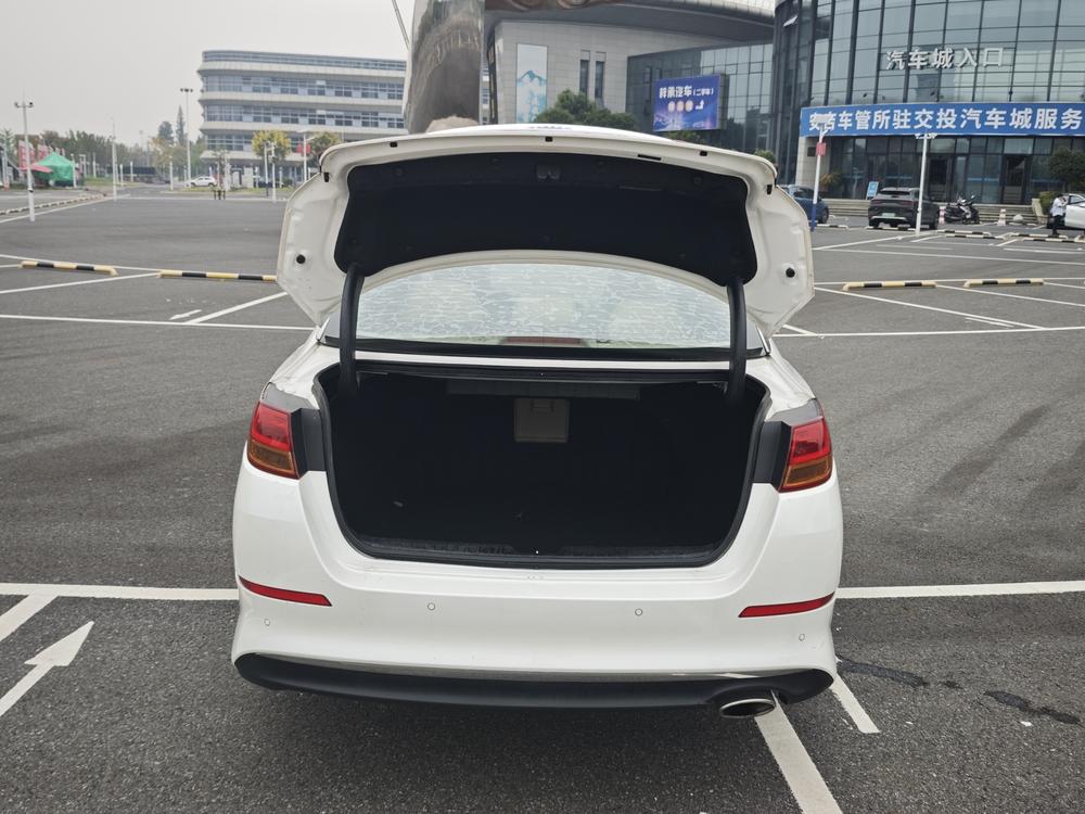 Kia Kia K5