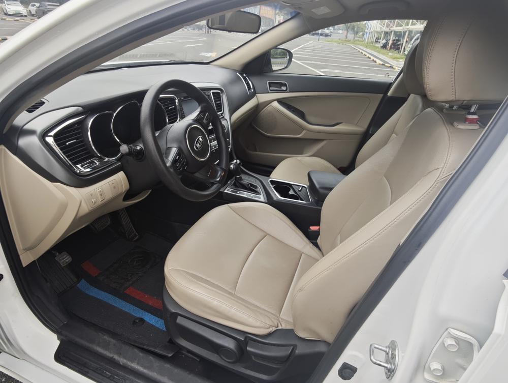 Kia Kia K5