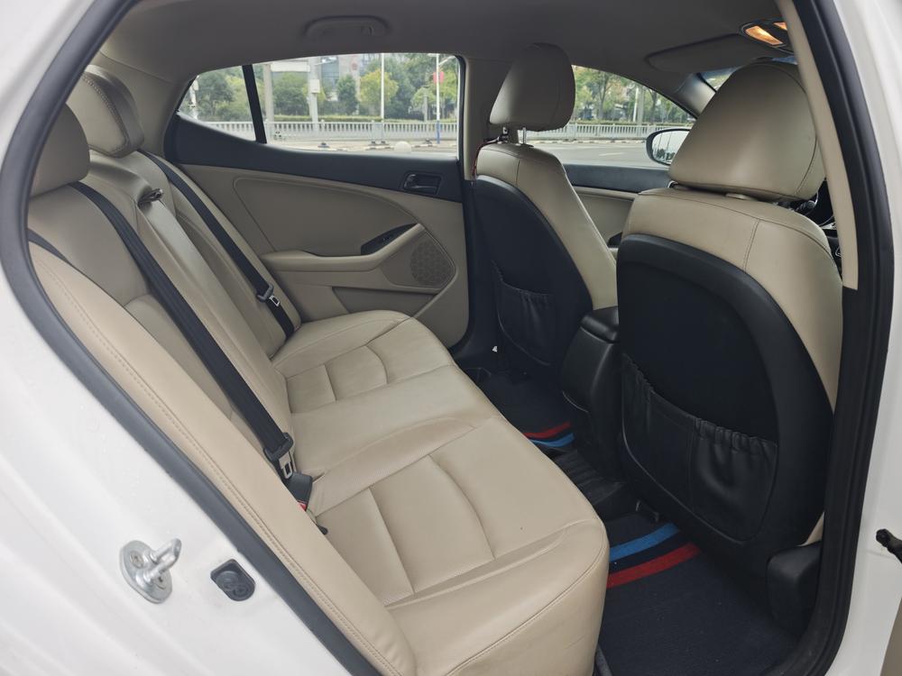 Kia Kia K5