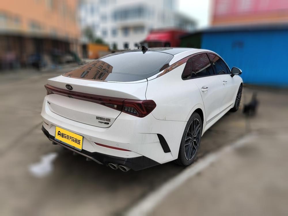 Kia Kia K5