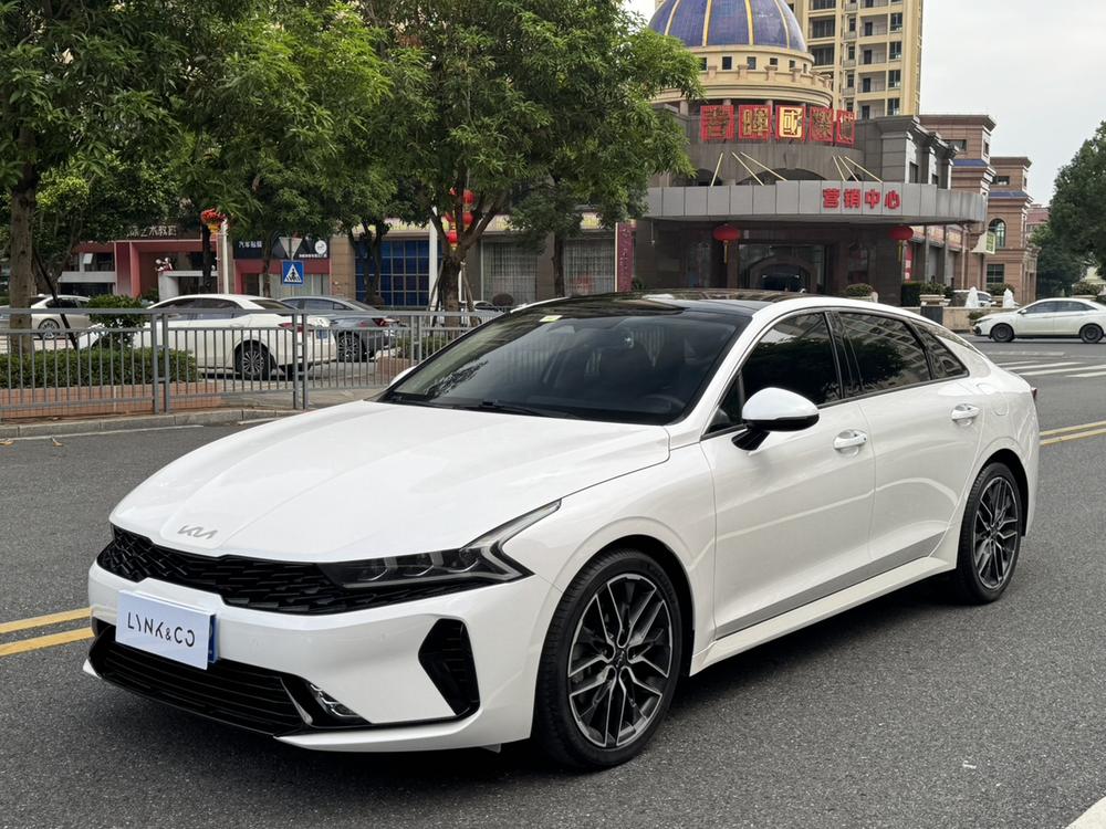 Kia Kia K5