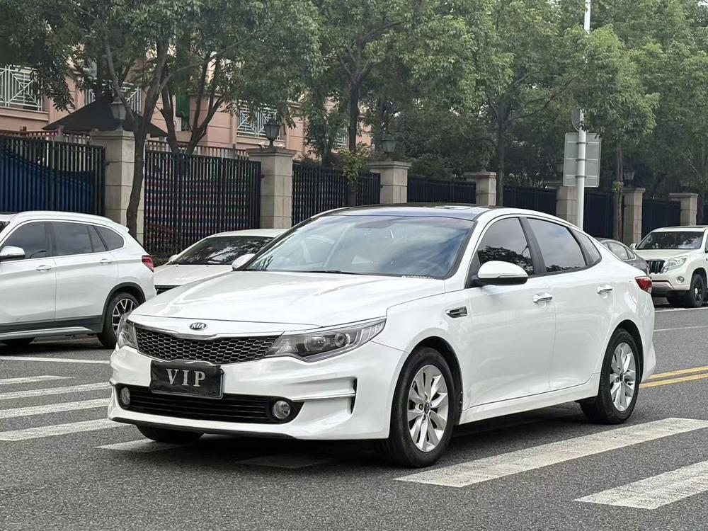 Kia Kia K5