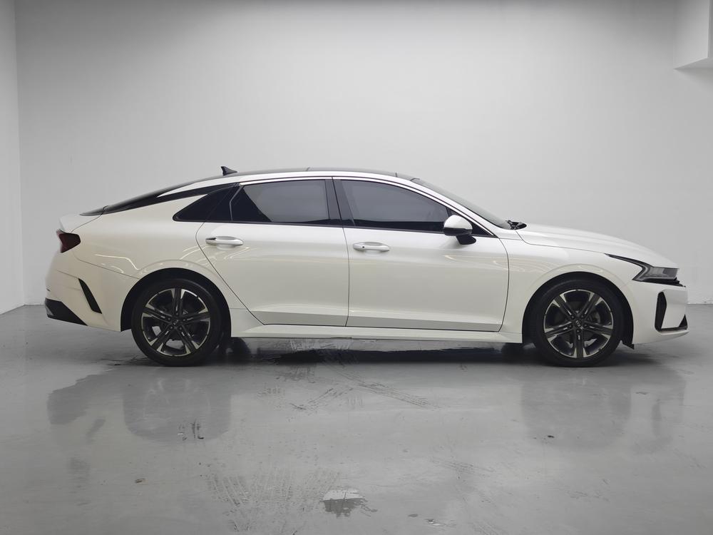 Kia Kia K5
