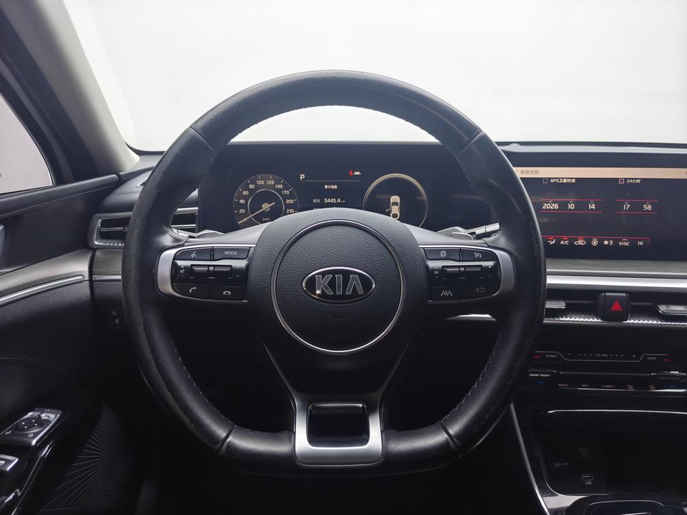 Kia Kia K5