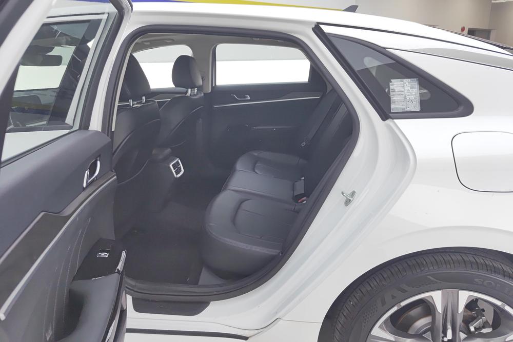 Kia Kia K5