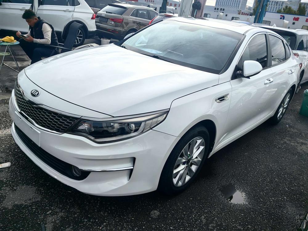 Kia Kia K5