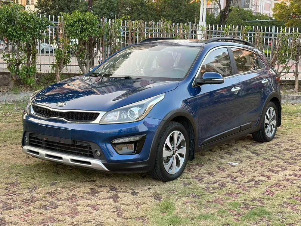 Kia KX CROSS