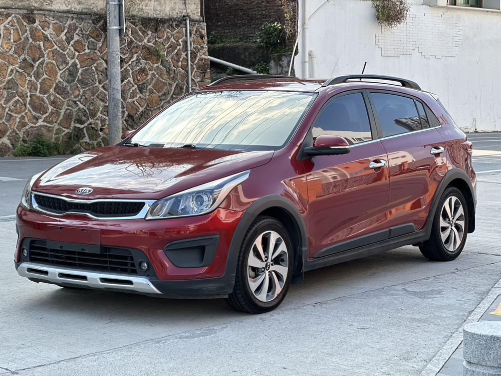 Kia KX CROSS