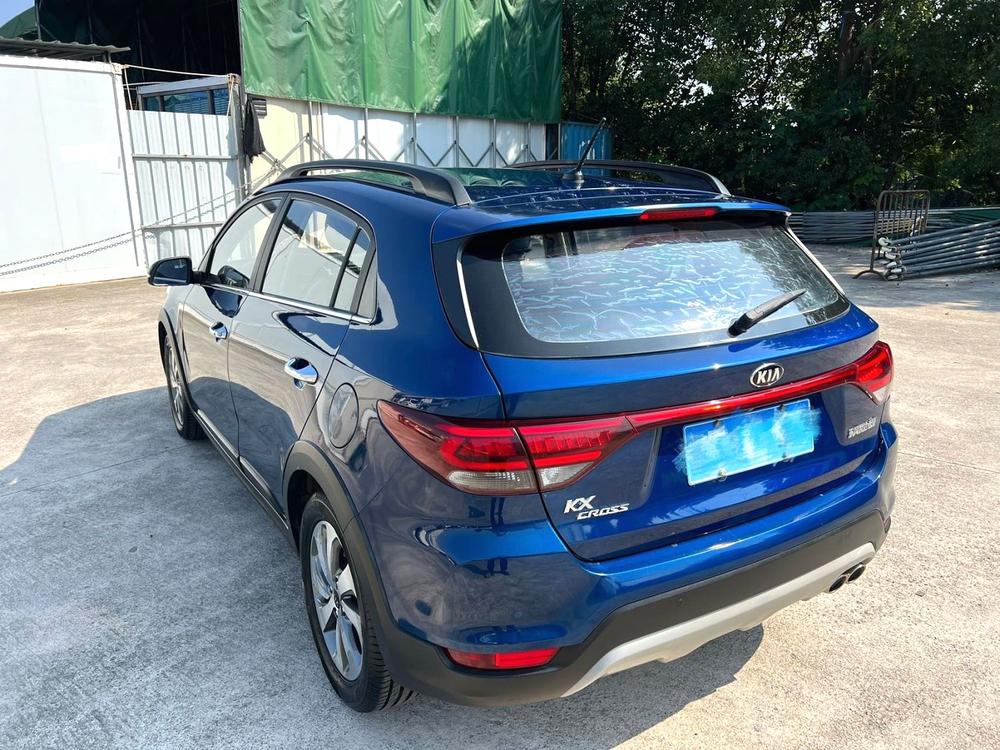 Kia KX CROSS